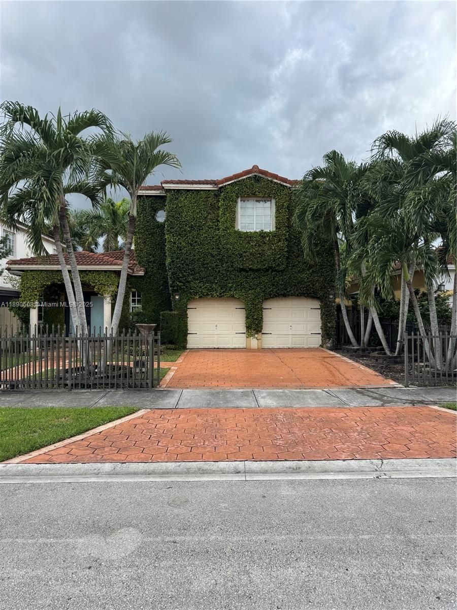 6742 SW 157th Ct, Miami, FL, 33193 | SAN DENIS ESTATES REALTOR®