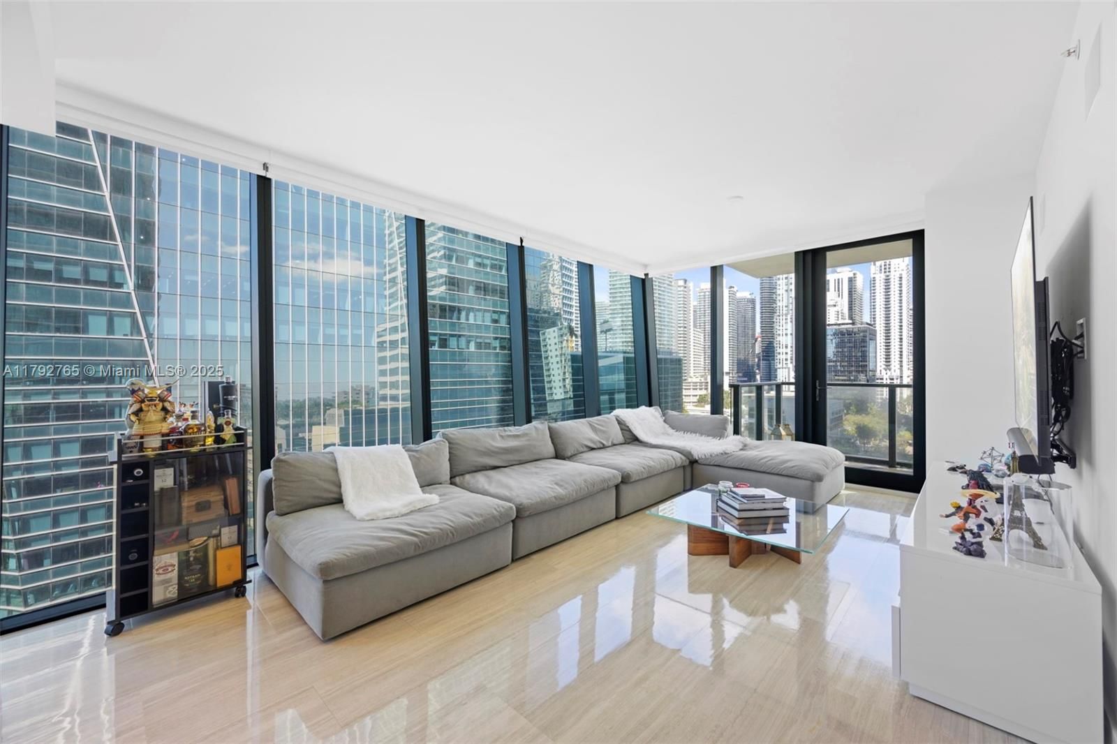1451 Brickell Ave 1106-1
