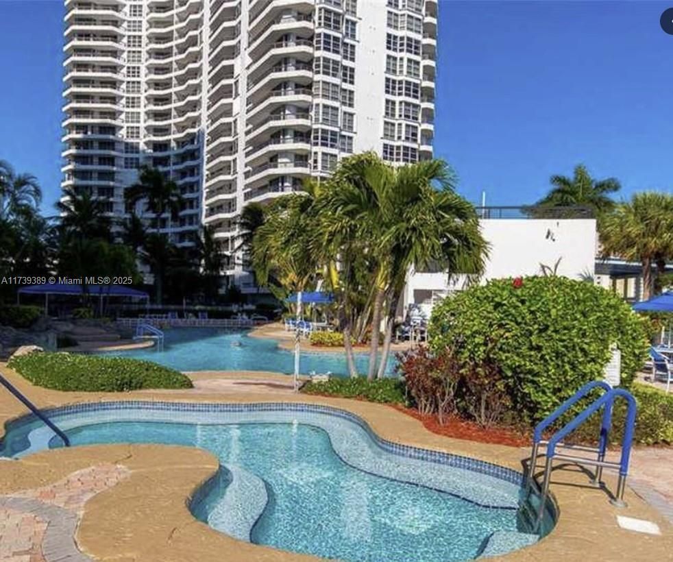 3530 Mystic Pointe Dr, #1512